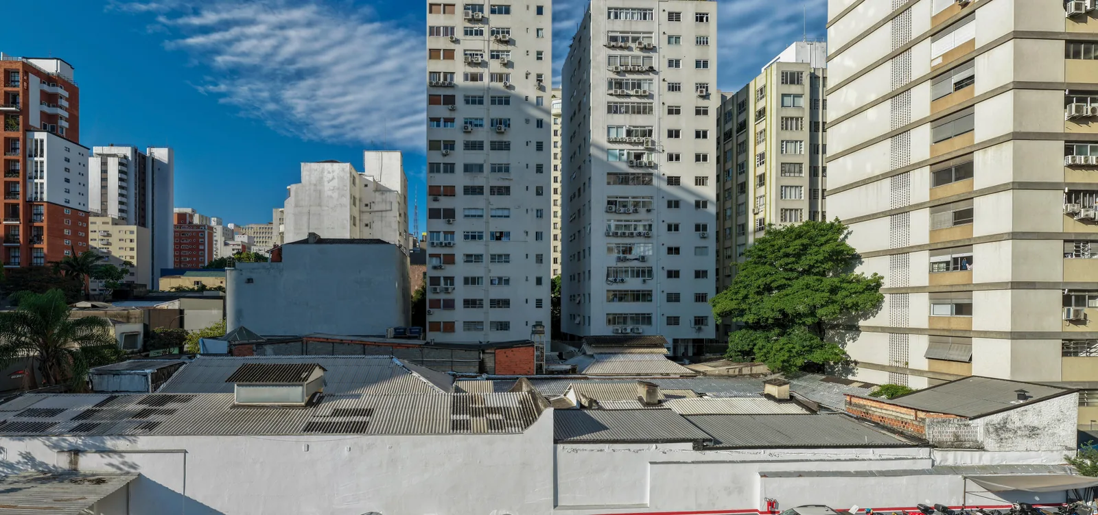 Simulação da vista do 4º andar do Nex One Galeria Jardins para a Alameda Tietê, finais 8 a 18 - imagem simulada pela One Innovation