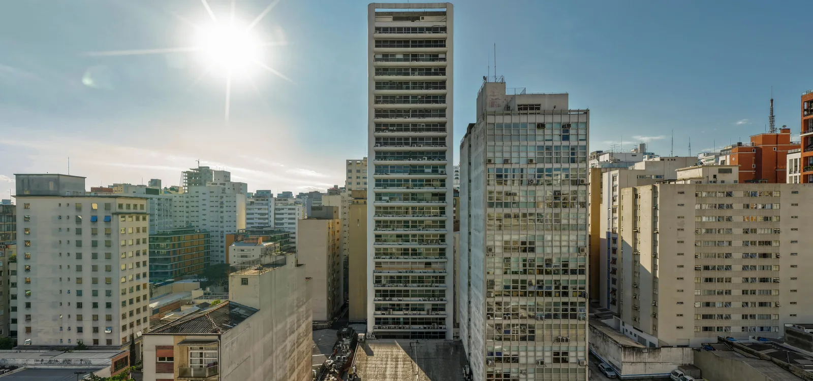 Simulação da vista do 12º andar do Nex One Galeria Jardins para a Rua Augusta, finais 6 e 7 - imagem simulada pela One Innovation