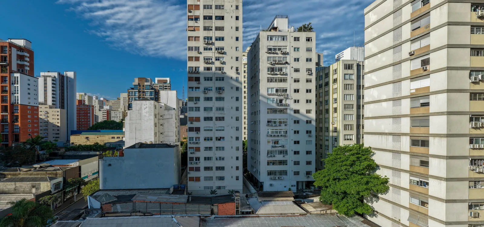 Simulação da vista do 8º andar do Nex One Galeria Jardins para a Alameda Tietê, finais 8 a 18 - imagem simulada pela One Innovation