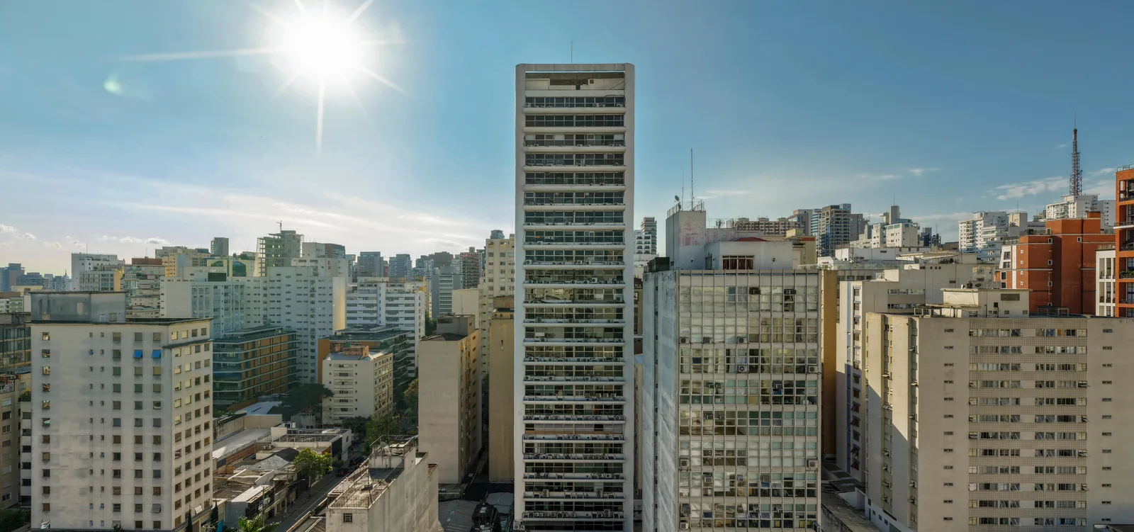 Simulação da vista do 16º andar do Nex One Galeria Jardins para a Rua Augusta, finais 6 e 7 - imagem simulada pela One Innovation